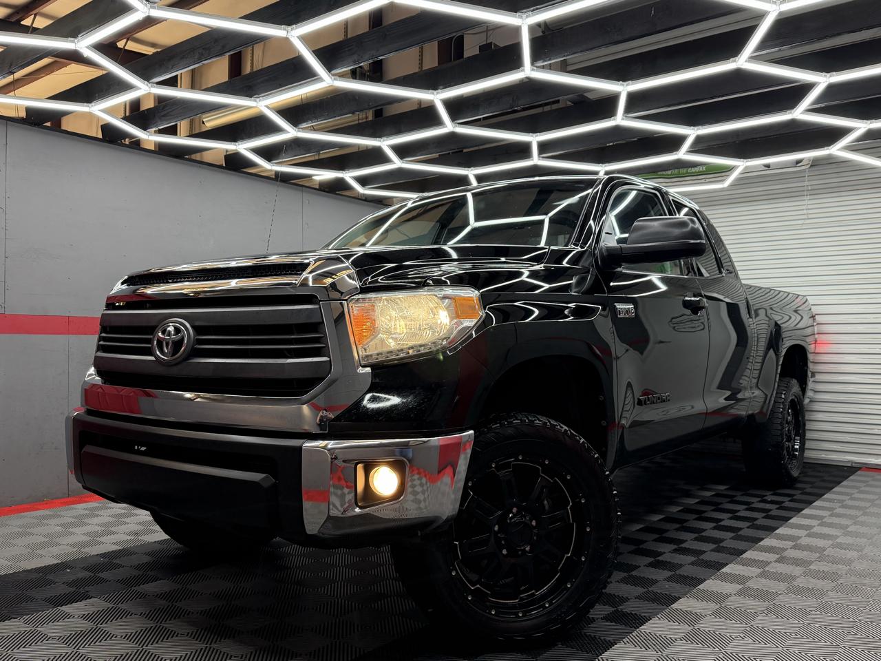 2014 Toyota Tundra SR5 5.7L V8 Double Cab