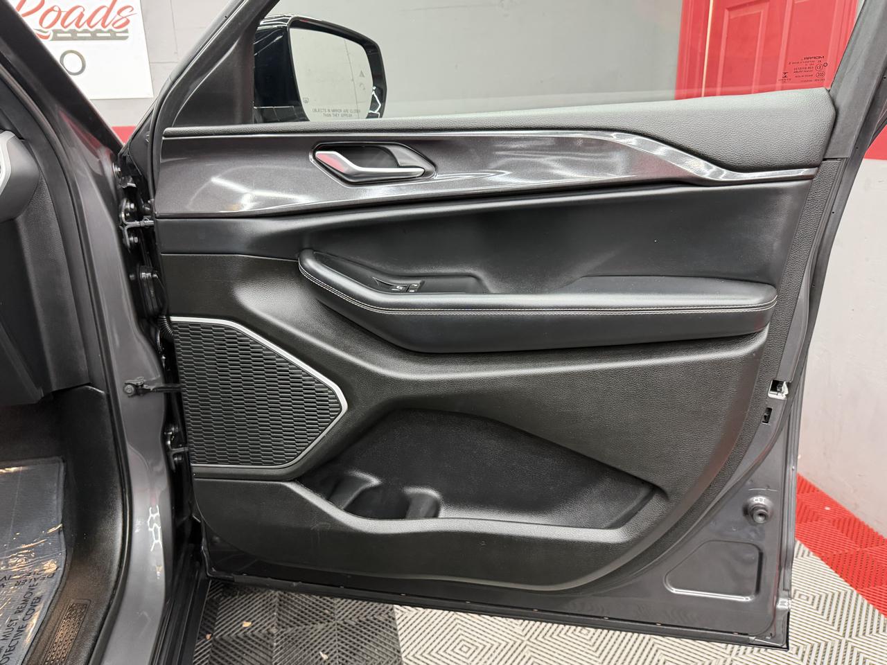 Jeep Grand Cherokee L  2021