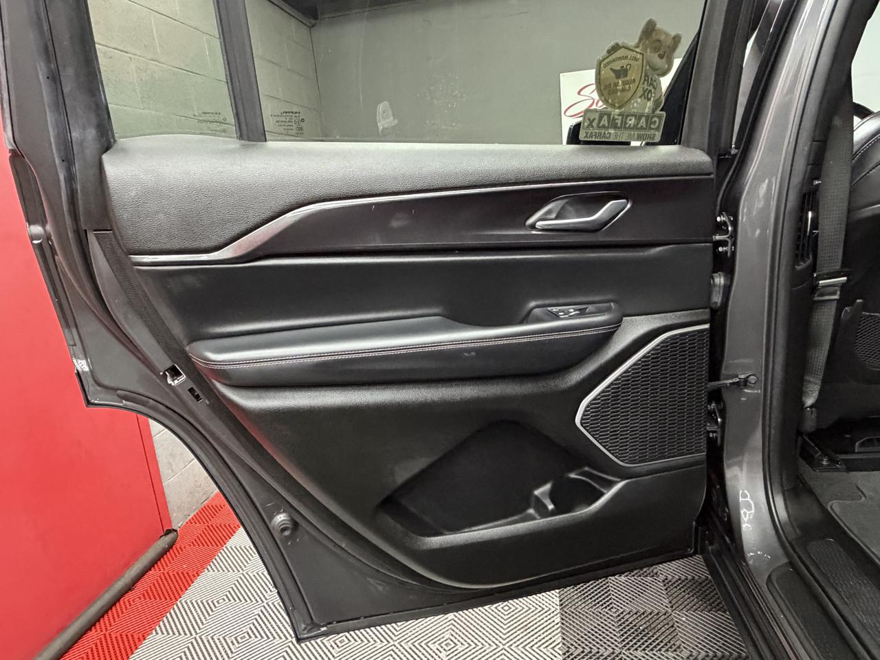 Jeep Grand Cherokee L  2021
