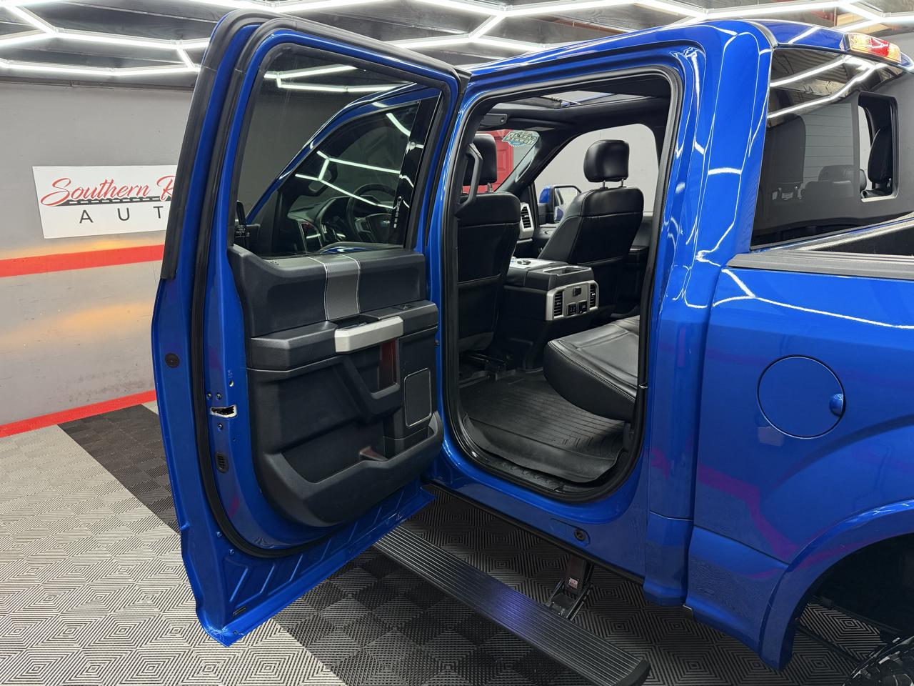 Ford F-150 Lariat SuperCrew 6.5-ft. Bed 4WD 2017