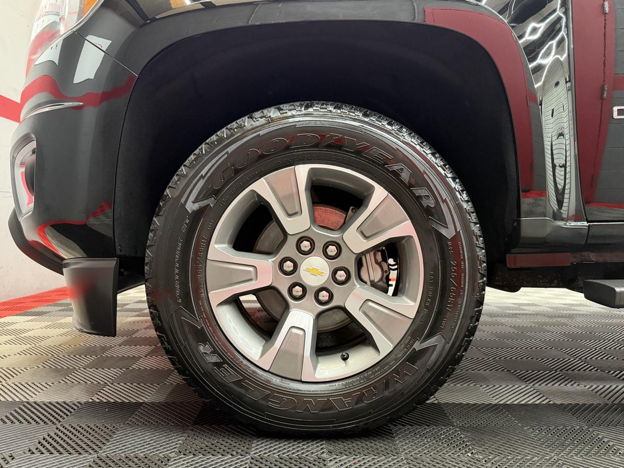 Chevrolet Colorado Z71 Crew Cab 2WD Short Box 2019