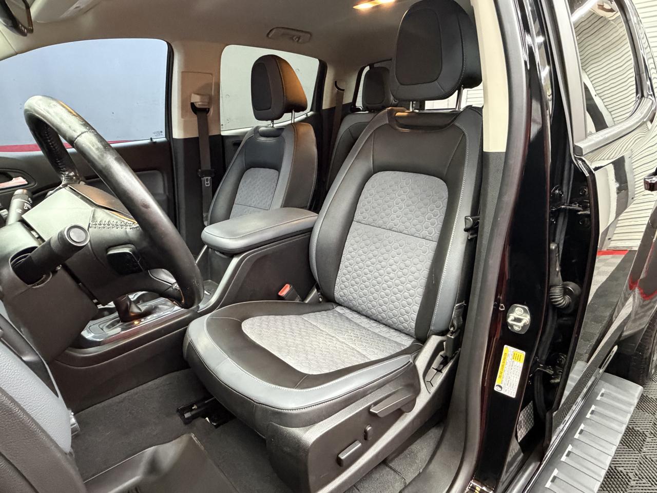 Chevrolet Colorado Z71 Crew Cab 2WD Short Box 2019