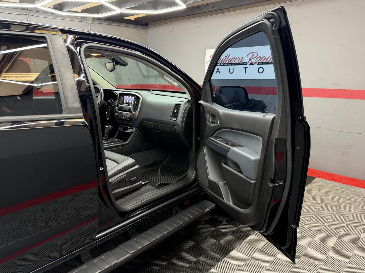 Chevrolet Colorado Z71 Crew Cab 2WD Short Box 2019