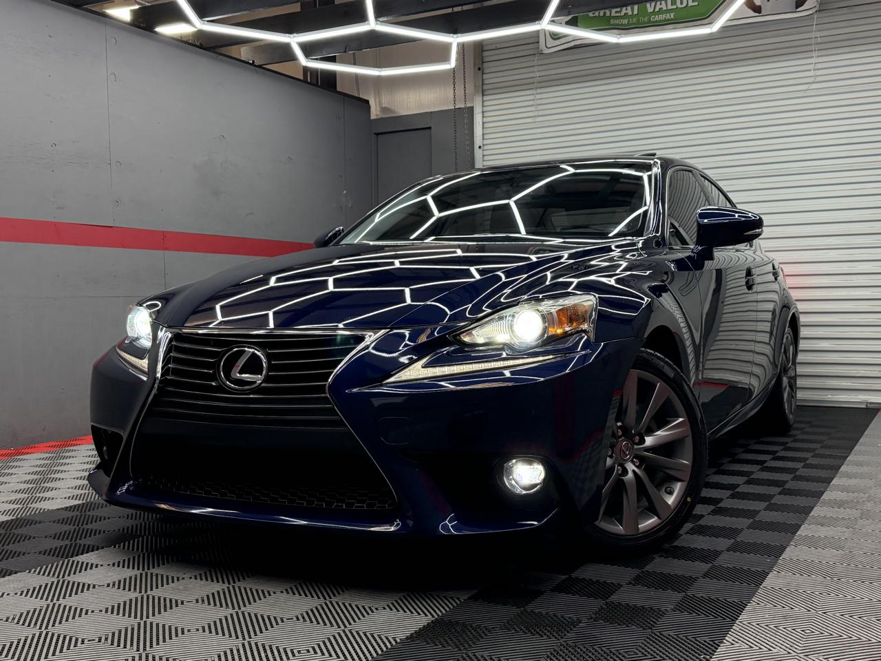 2015 Lexus IS 250 4D Sedan