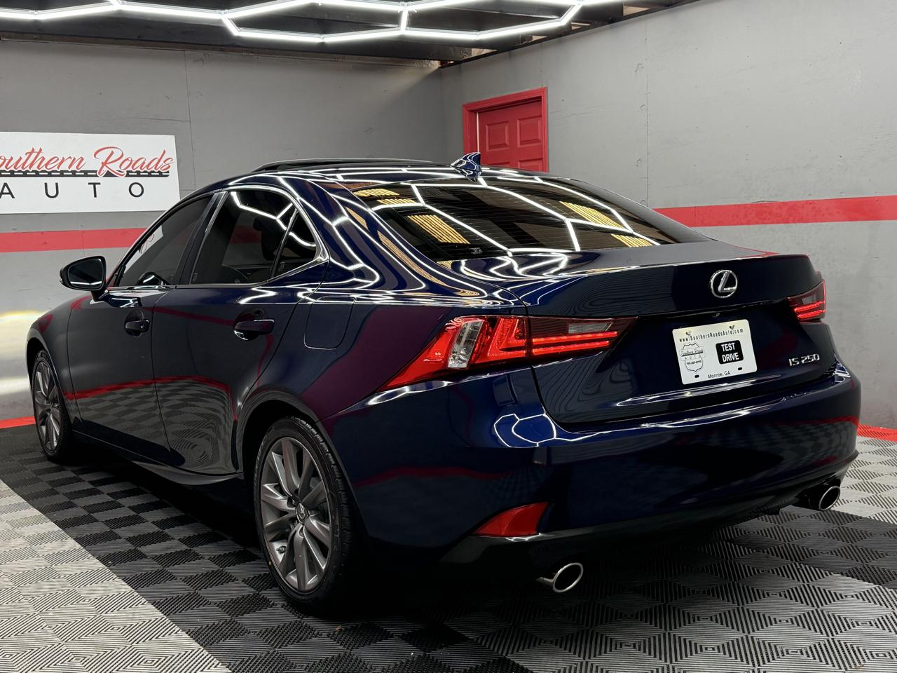 Lexus IS 250 4D Sedan 2015