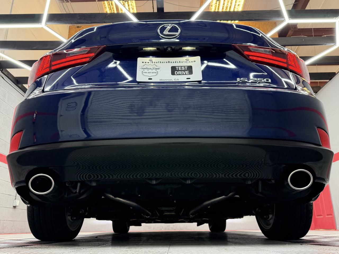 Lexus IS 250 4D Sedan 2015