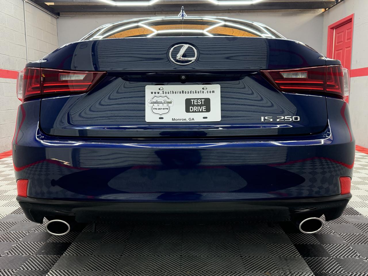 Lexus IS 250 4D Sedan 2015
