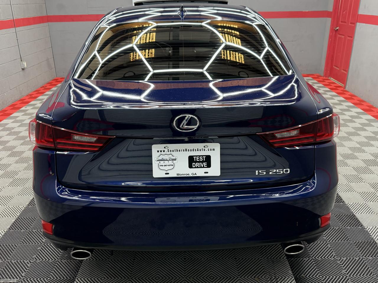 Lexus IS 250 4D Sedan 2015