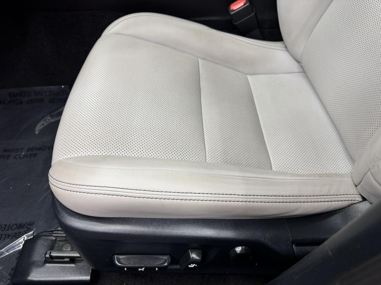 Lexus IS 250 4D Sedan 2015