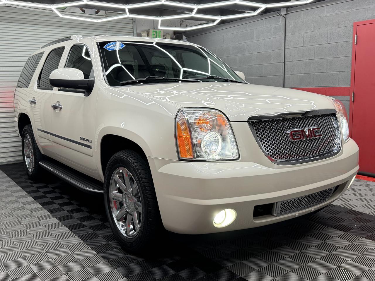 GMC Yukon Denali 2WD 2013