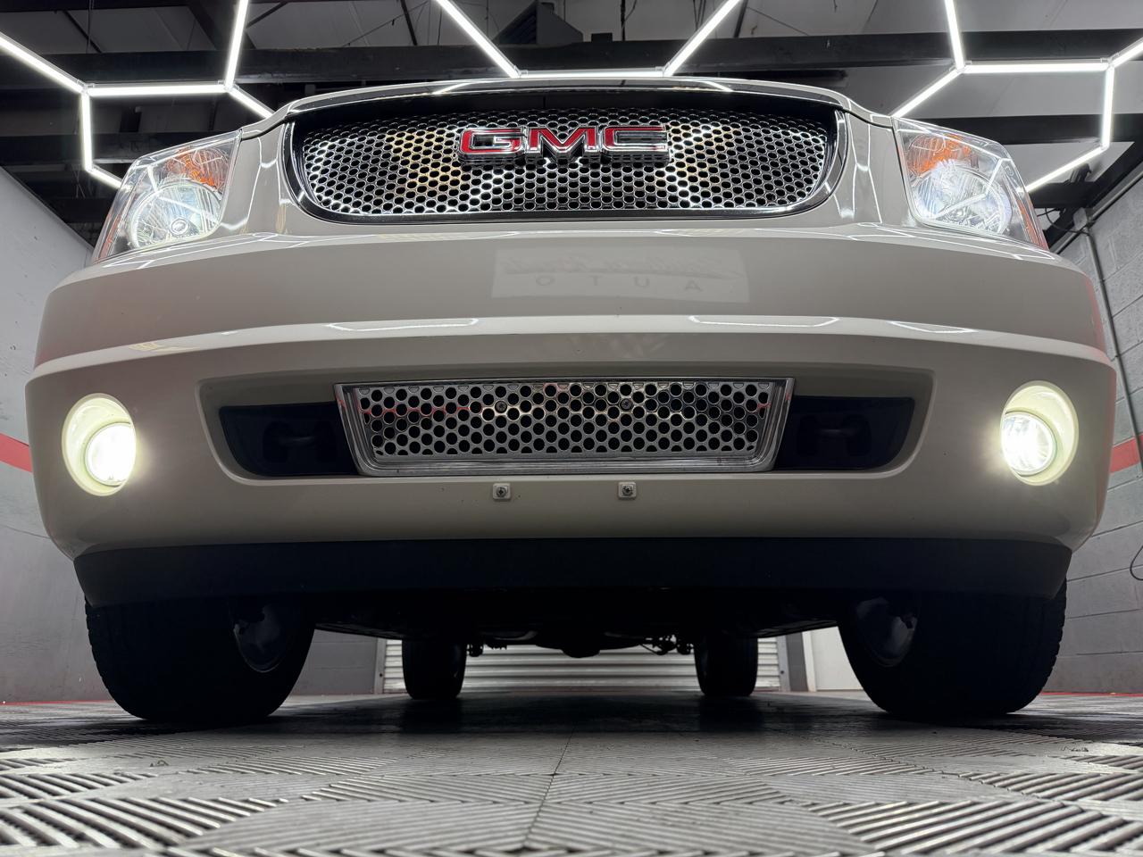 GMC Yukon Denali 2WD 2013