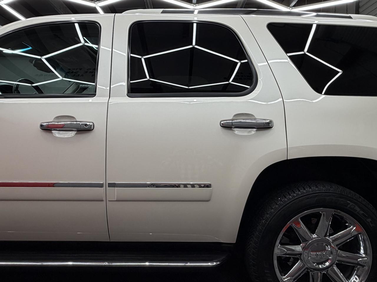 GMC Yukon Denali 2WD 2013
