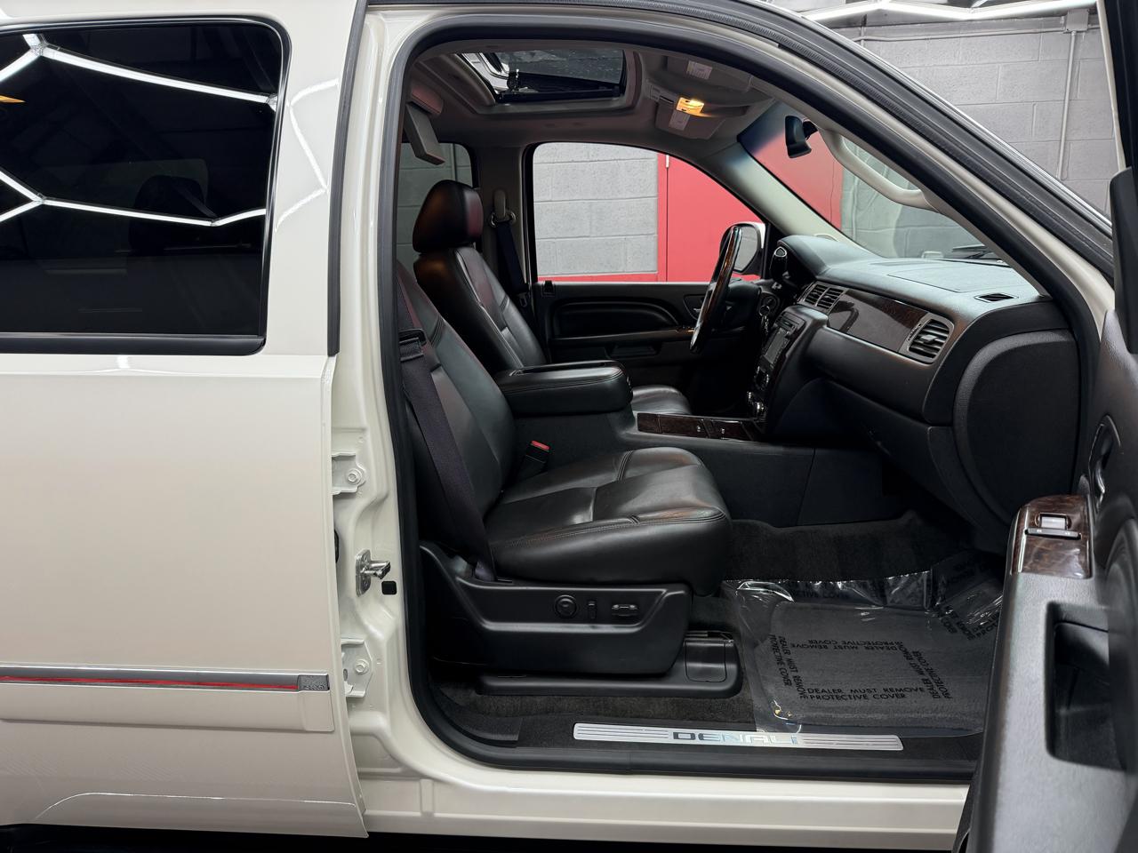 GMC Yukon Denali 2WD 2013