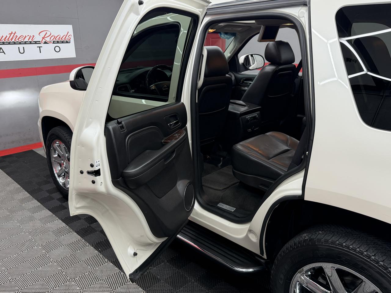 GMC Yukon Denali 2WD 2013