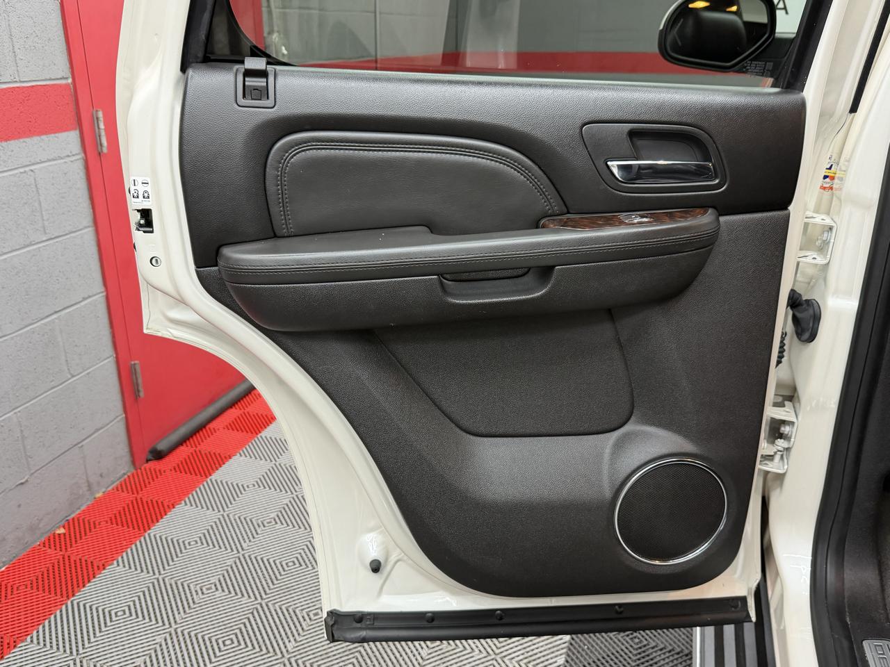 GMC Yukon Denali 2WD 2013
