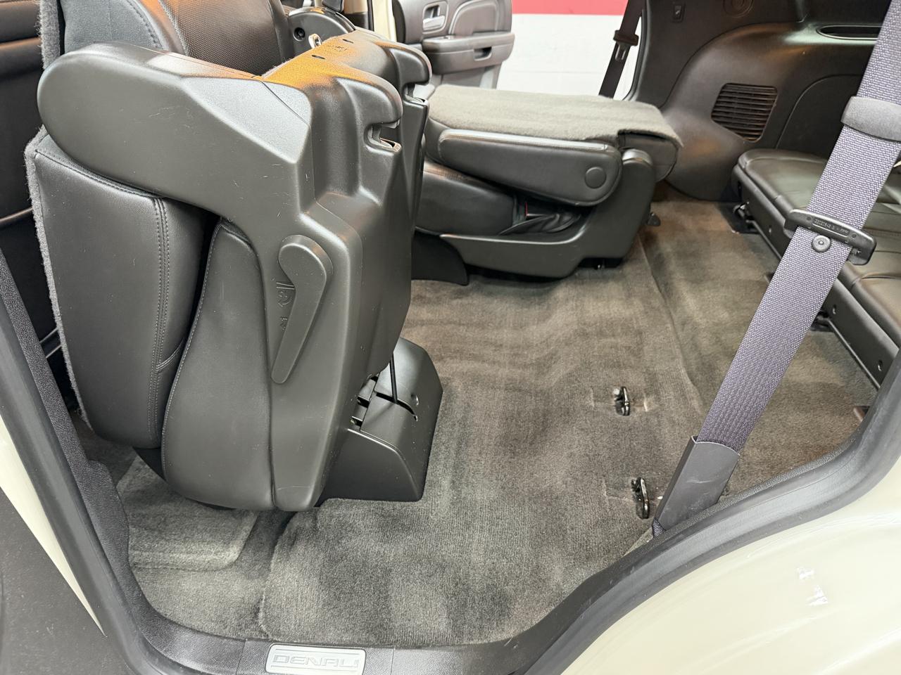 GMC Yukon Denali 2WD 2013