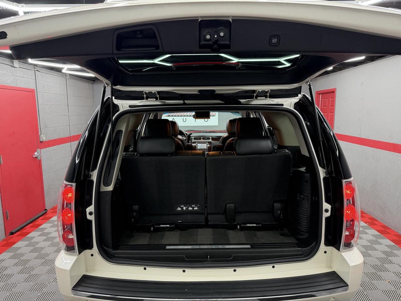 GMC Yukon Denali 2WD 2013