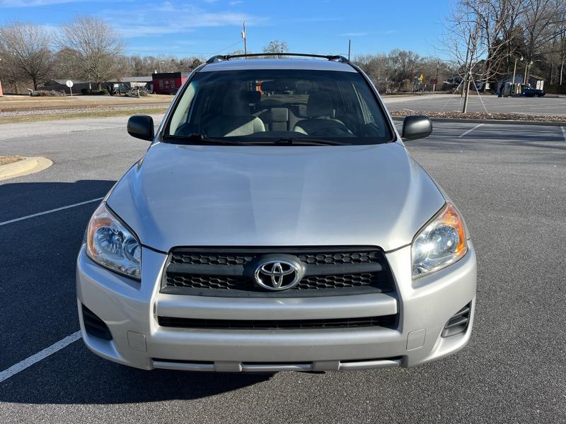 Toyota RAV4 Base I4 2WD 2010
