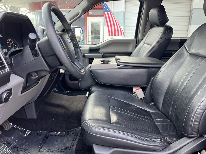 Ford F-150 2WD SuperCrew 145" XLT 2019