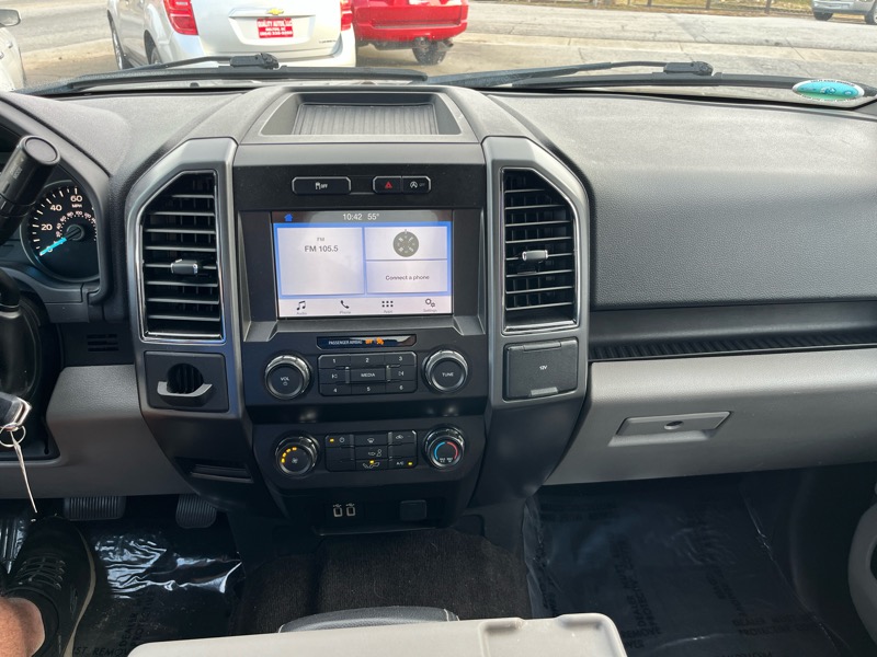 Ford F-150 2WD SuperCrew 145" XLT 2019