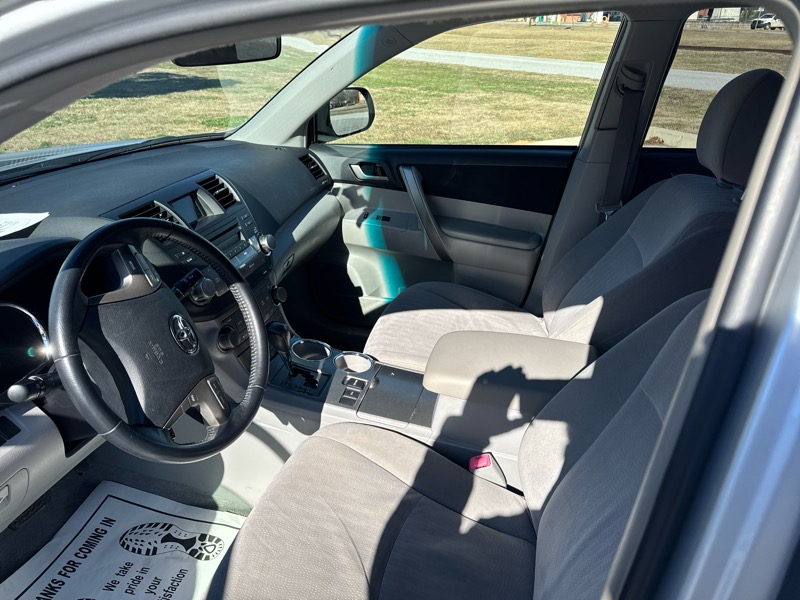 Toyota Highlander Sport 2WD 2009