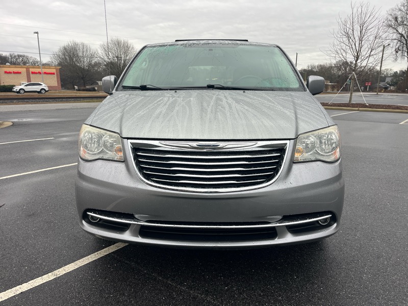 Chrysler Town and Country LX FWD 2013