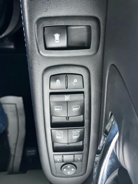 Chrysler Town and Country LX FWD 2013