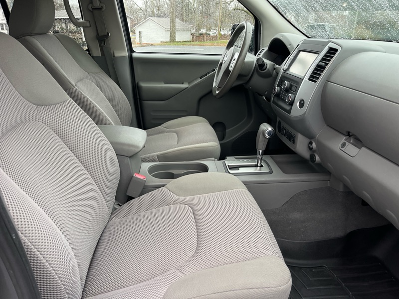 Nissan FRONTIER S SV 2019