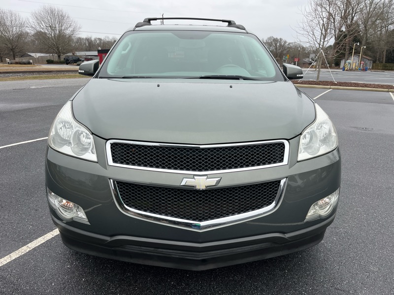 Chevrolet Traverse 2LT FWD 2011