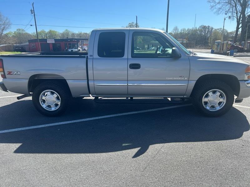 GMC Sierra 1500 4WD Crew Cab 143.5" SLT 2006