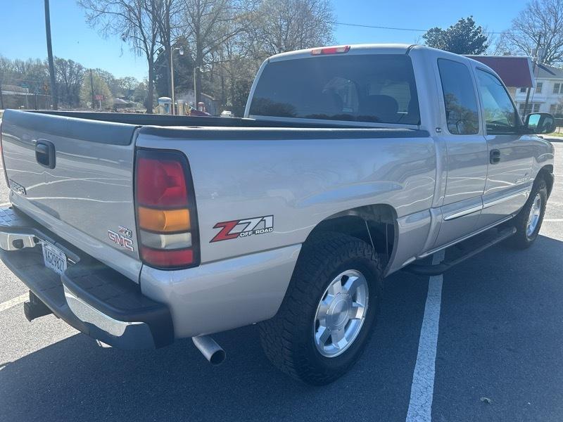 GMC Sierra 1500 4WD Crew Cab 143.5" SLT 2006