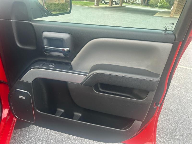 Chevrolet Silverado 1500 4WD Crew Cab 143.5" LTZ w/1LZ 2015