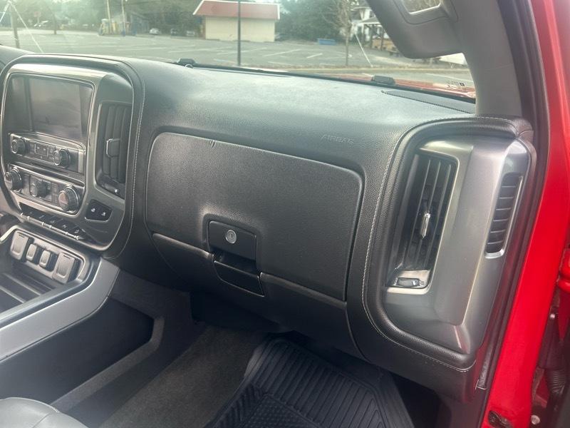 Chevrolet Silverado 1500 4WD Crew Cab 143.5" LTZ w/1LZ 2015