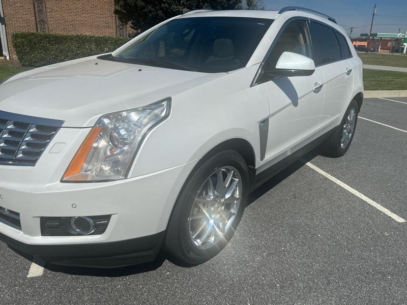 Cadillac SRX Performance Collection 2013