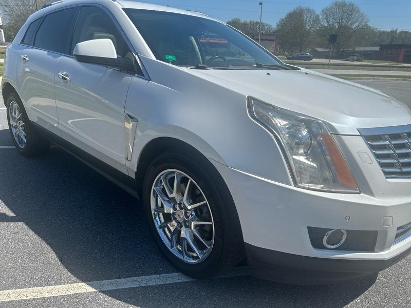 Cadillac SRX Performance Collection 2013