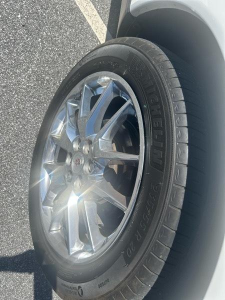 Cadillac SRX Performance Collection 2013