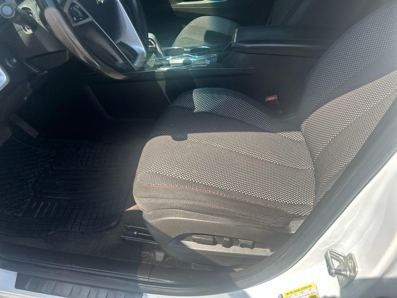 Chevrolet Equinox 1LT 2WD 2011