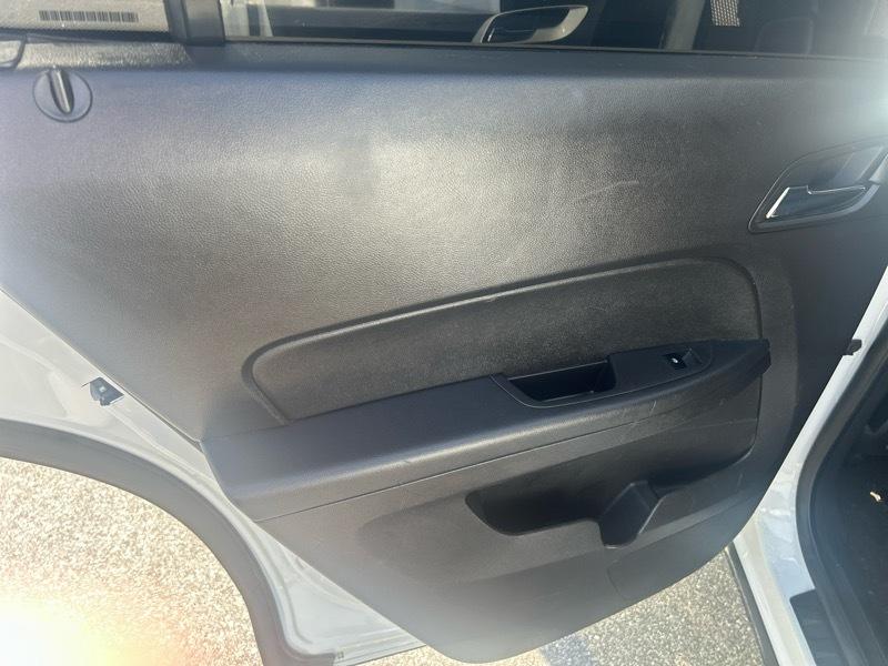 Chevrolet Equinox 1LT 2WD 2011