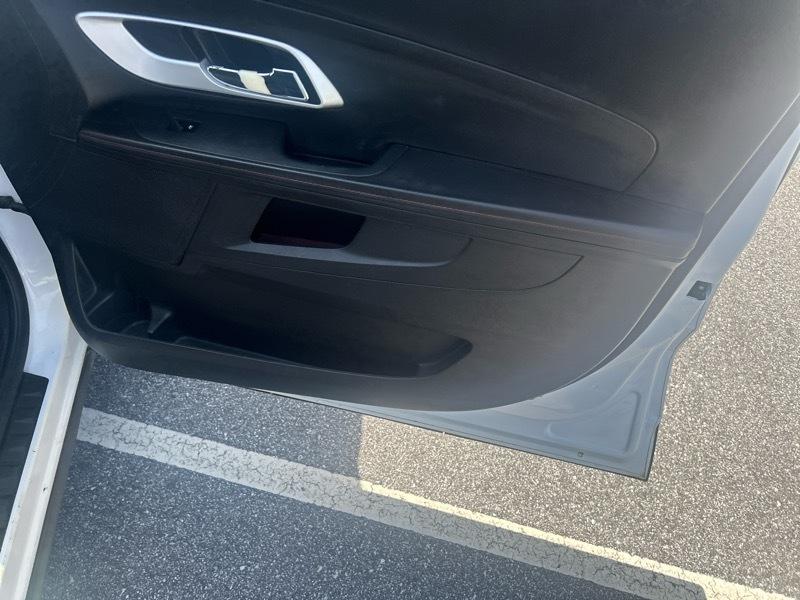 Chevrolet Equinox 1LT 2WD 2011