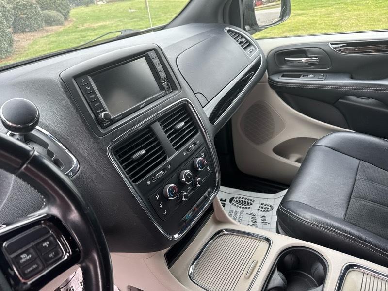 Dodge Grand Caravan SXT 2019