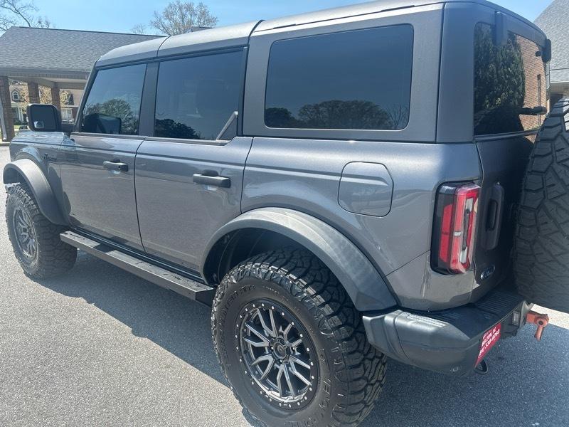 Ford Bronco Base 4-Door w/Advanced 2022