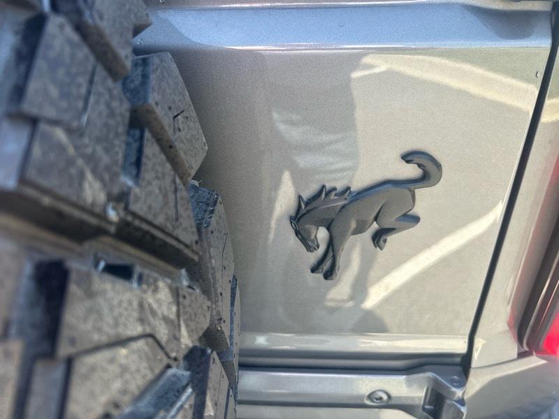 Ford Bronco Base 4-Door w/Advanced 2022