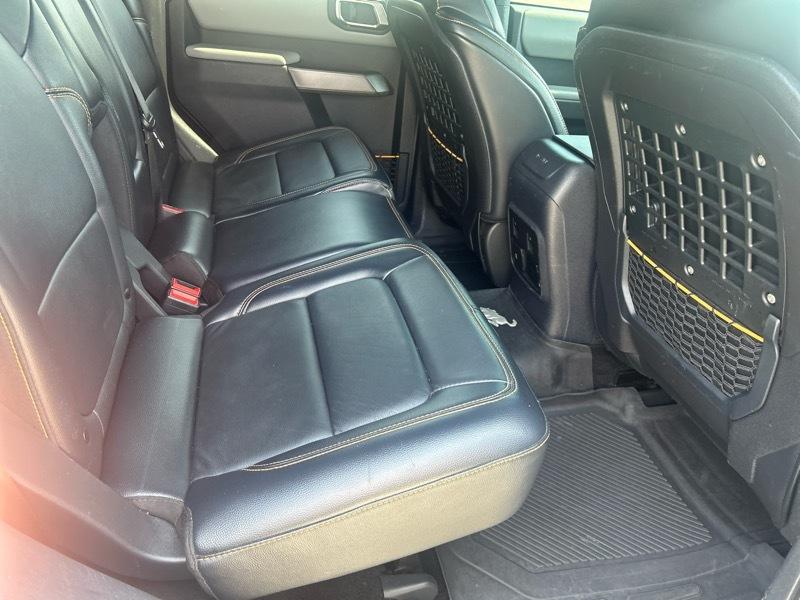 Ford Bronco Base 4-Door w/Advanced 2022