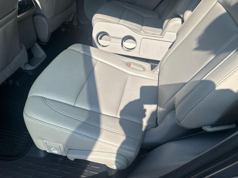 Toyota Highlander SE FWD V6 2018