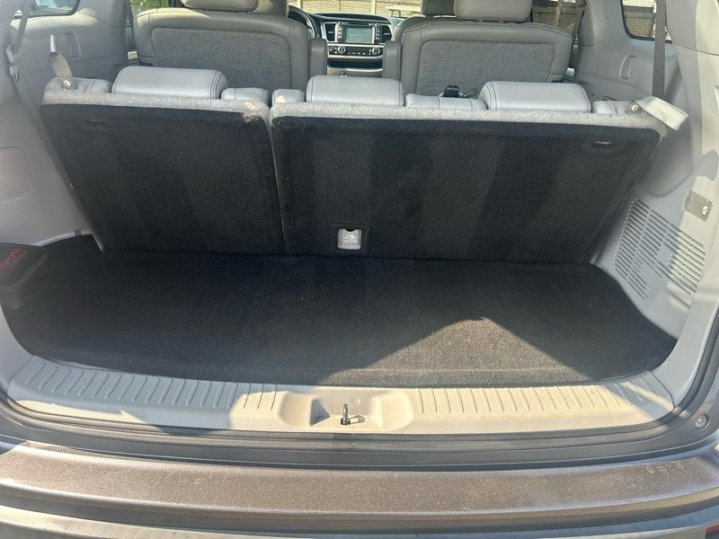 Toyota Highlander SE FWD V6 2018