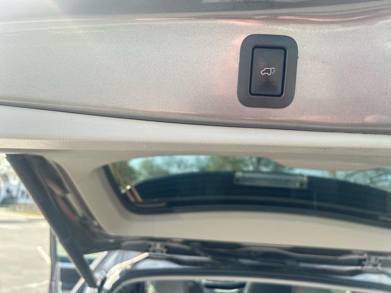 Toyota Highlander SE FWD V6 2018