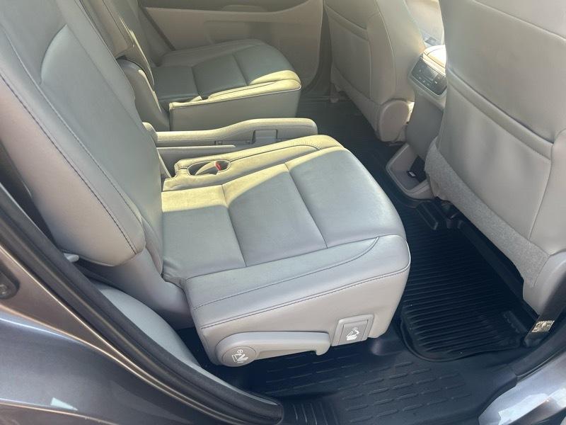 Toyota Highlander SE FWD V6 2018