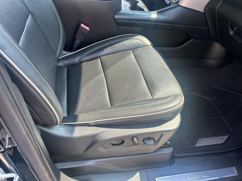 GMC Yukon XL SLT 2WD 2021