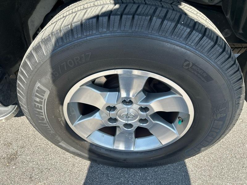 Toyota 4Runner SR5 2WD 2013