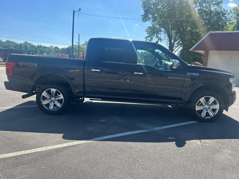 Ford F-150 4WD SuperCrew 145" Platinum 2018